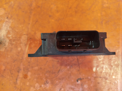 ✅Volkswagen Passat Cc Gt 2013 2.0 Diesel VOLTAGE STABILIZER CONTROL MODULE A246 - Image 9