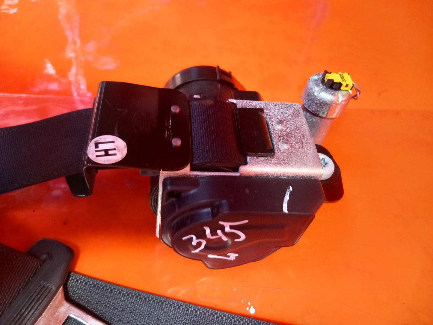 2019 Ford Galaxy MK3 Zetec Front Left Seat Belt EM2B-R61295-AE Warranty A345 - Image 5