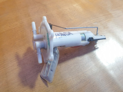 ebay-src:https://i.ebayimg.com/00/s/mtiwmfgxnjaw/z/a9gaaoswqubl7wor/$_57.jpg