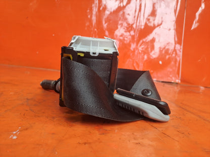 ✅Ssangyong Korando S 2013 2.0 Diesel REAR RIGHT SEAT BELT Warranty A282 - Image 3