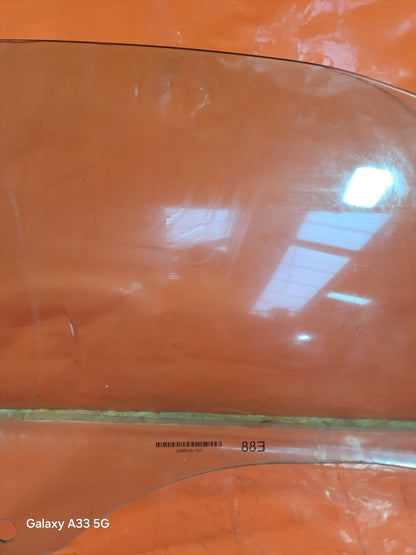 ✅2013 BMW 1 SERIES E88 M SPORT RIGHT DOOR WINDOW GLASS + WARRANTY A348 - Image 4