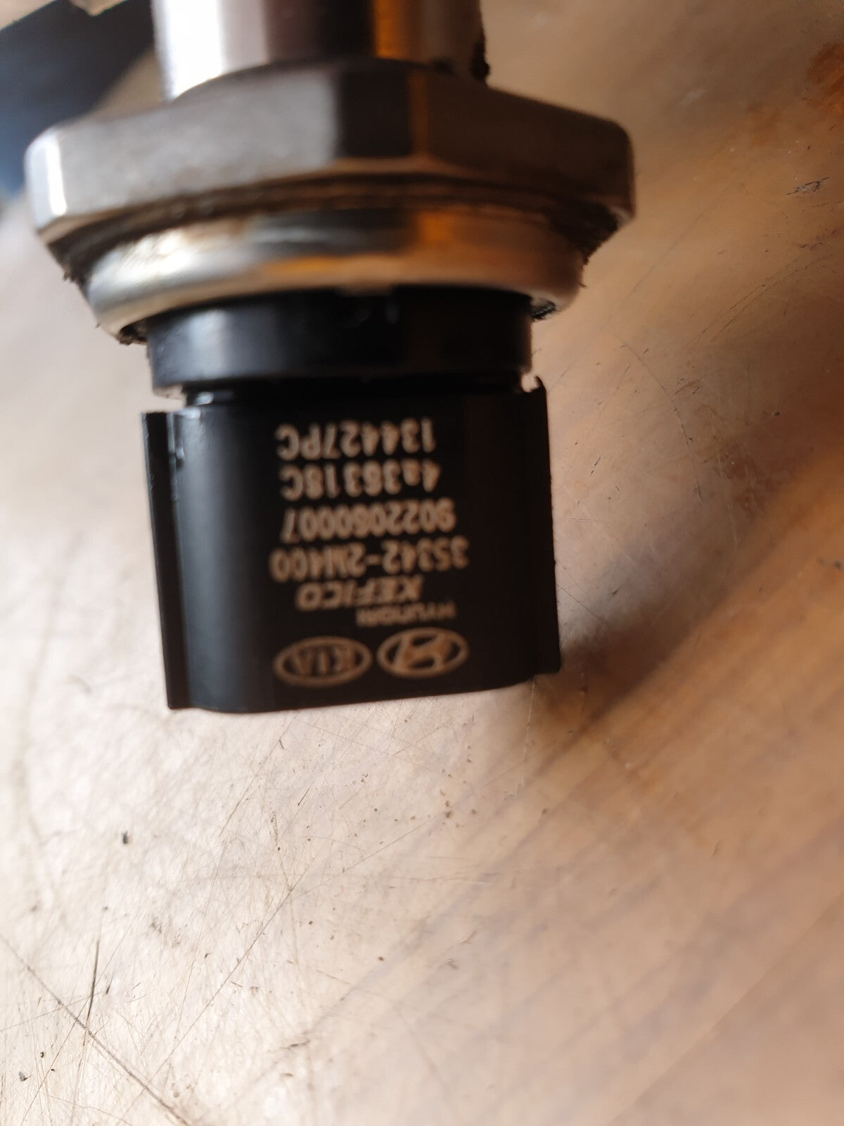 HYUNDAI I20 ULTIMATE 1.0 PETROL 2023 FUEL RAIL 35350-07108 9062260001 Warranty - Image 10