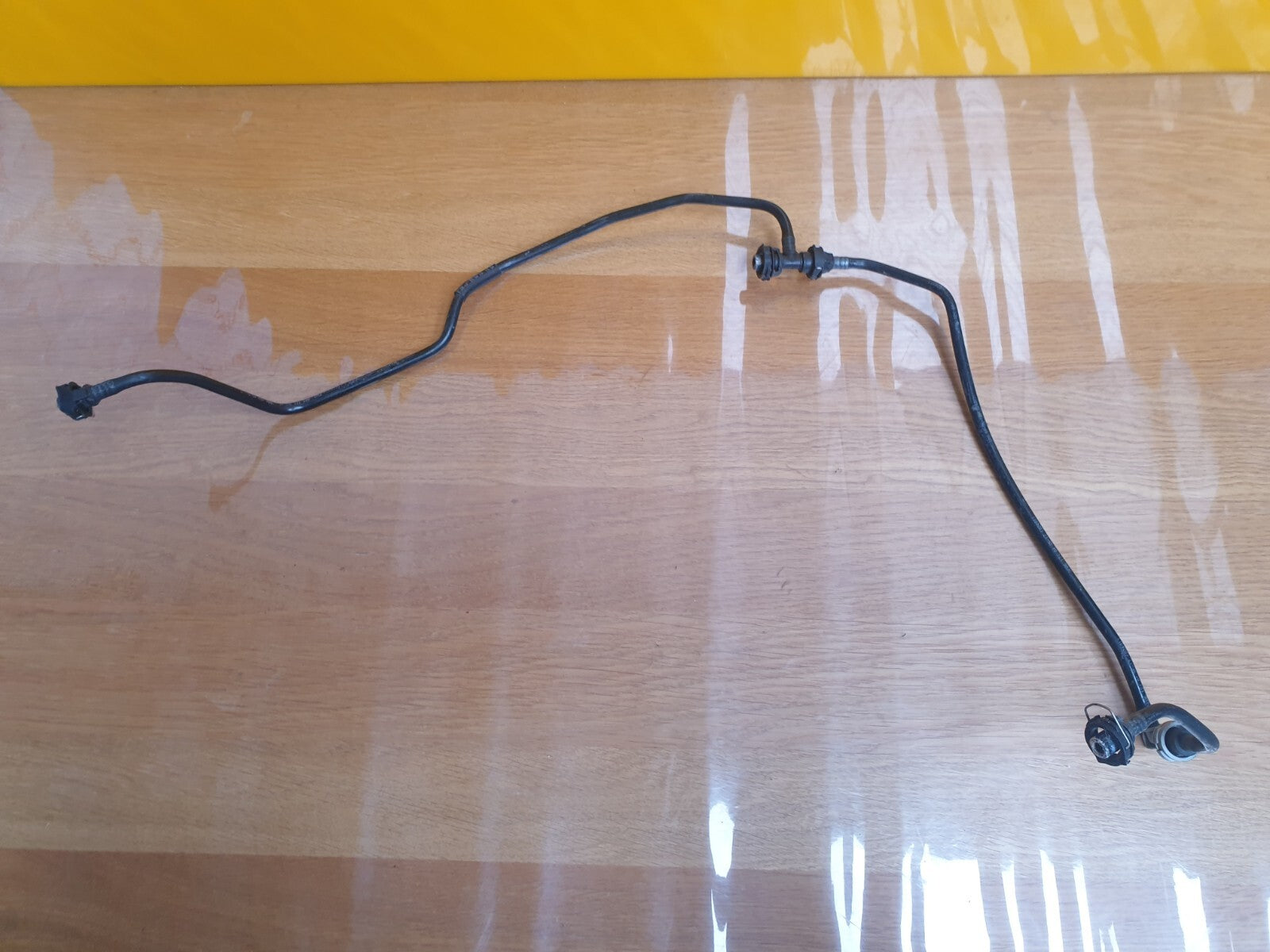 ✅2018 AUDI A4 B9 S LINE 2.0TDI BREATHER VACUUM PIPE 8W0121081DR + WARRANTY A086 - Image 1