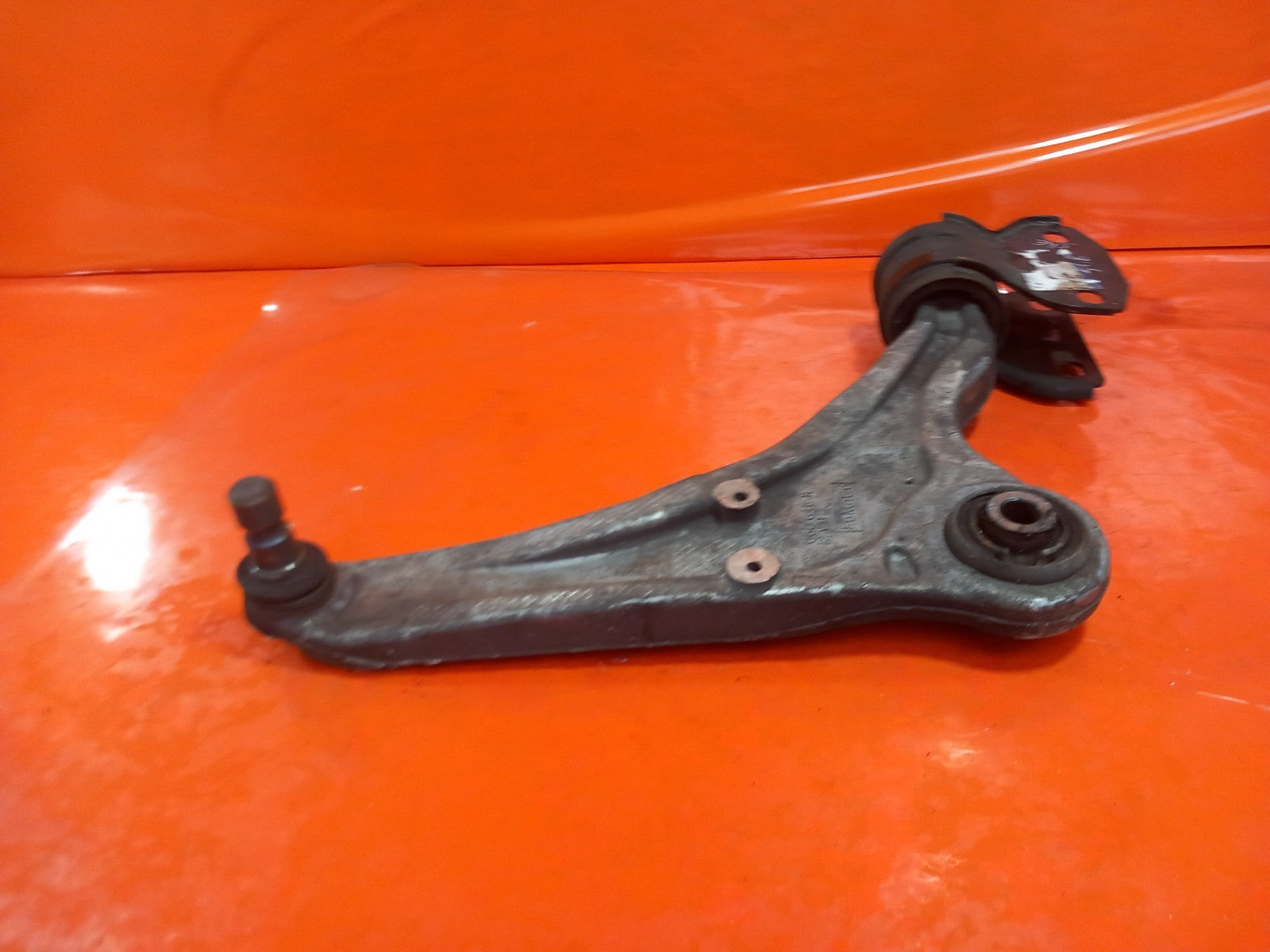 Ford Galaxy Zetec 2.0 Diesel 2019 Front Right Lower Control Arm 060646 Warranty  - Image 5