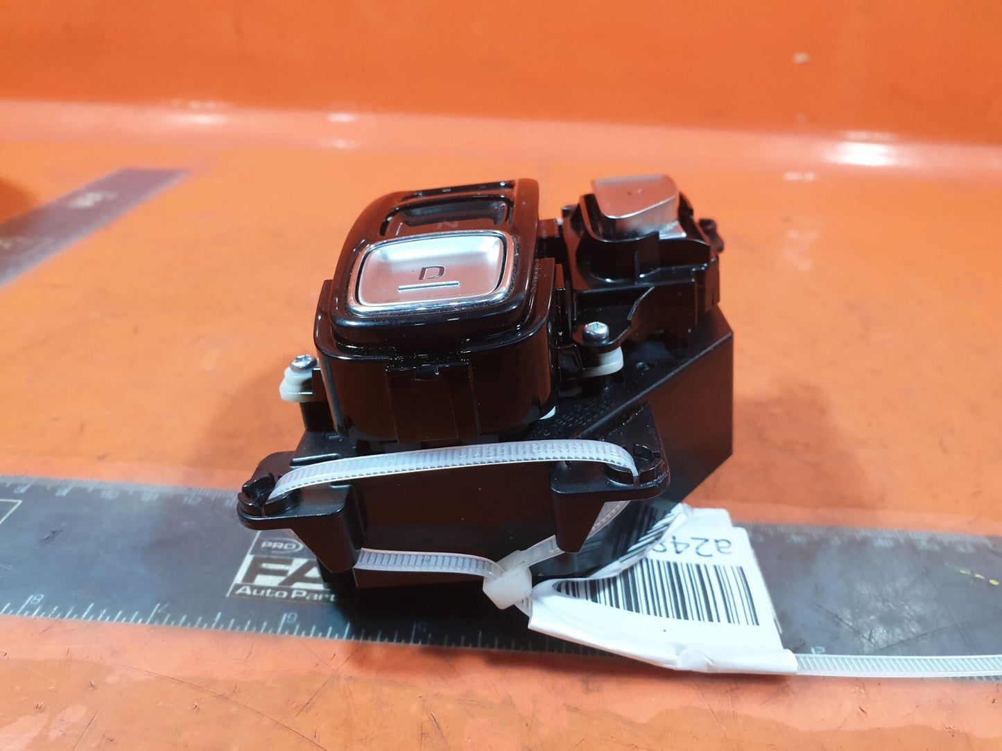 ✅Hyundai Tucson MK4 Ultimate 2023 1.6 Petrol AUTO GEAR SELECTOR UNIT 299228620 - Image 11