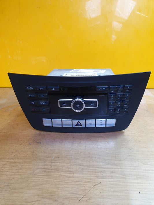 ✅2013 MERCEDES C CLASS W204 2.1CD RADIO STEREO HEAD UNIT A2049003211 A167 - Image 1