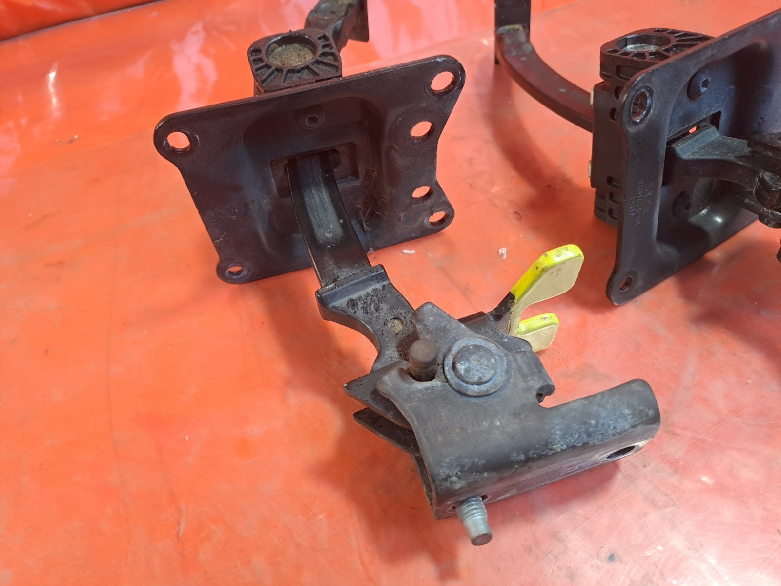✅Citroen Berlingo 650 1.5 Diesel 2020 Rear Door Stop Check Strap Pair 9681466280 - Image 6