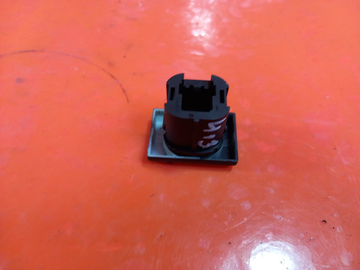 2015 Ford Transit Custom Parking Assistance Switch Button BK2T-15A860-AB A413 - Image 8
