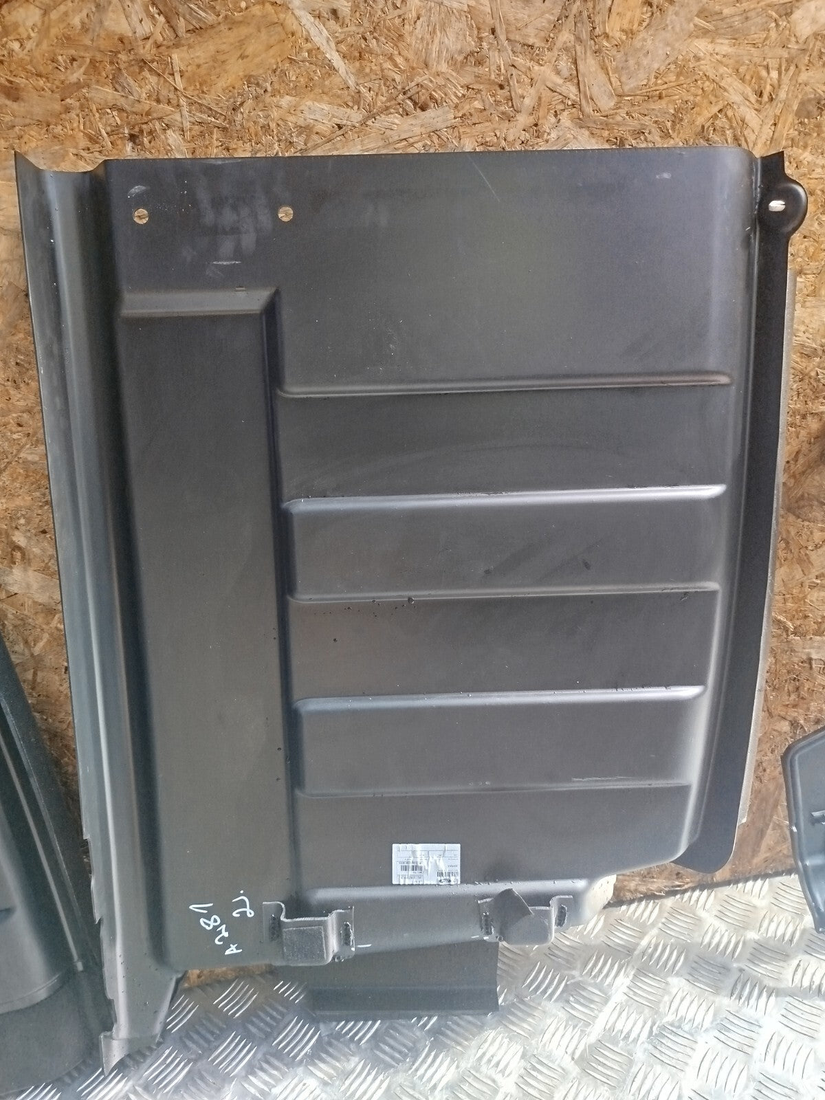 ✅2019 FORD TRANSIT CUSTOM V362 BULKHEAD lower PACKAGE TRAY BK21-550A72-CE/BG - Image 7