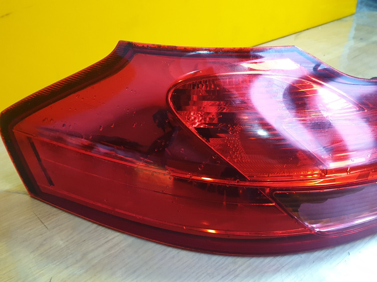 ✅2011 VAUXHALL INSIGNIA 2.0D REAR LEFT PASSENGER TAIL LIGHT 13277877 A104 - Image 5