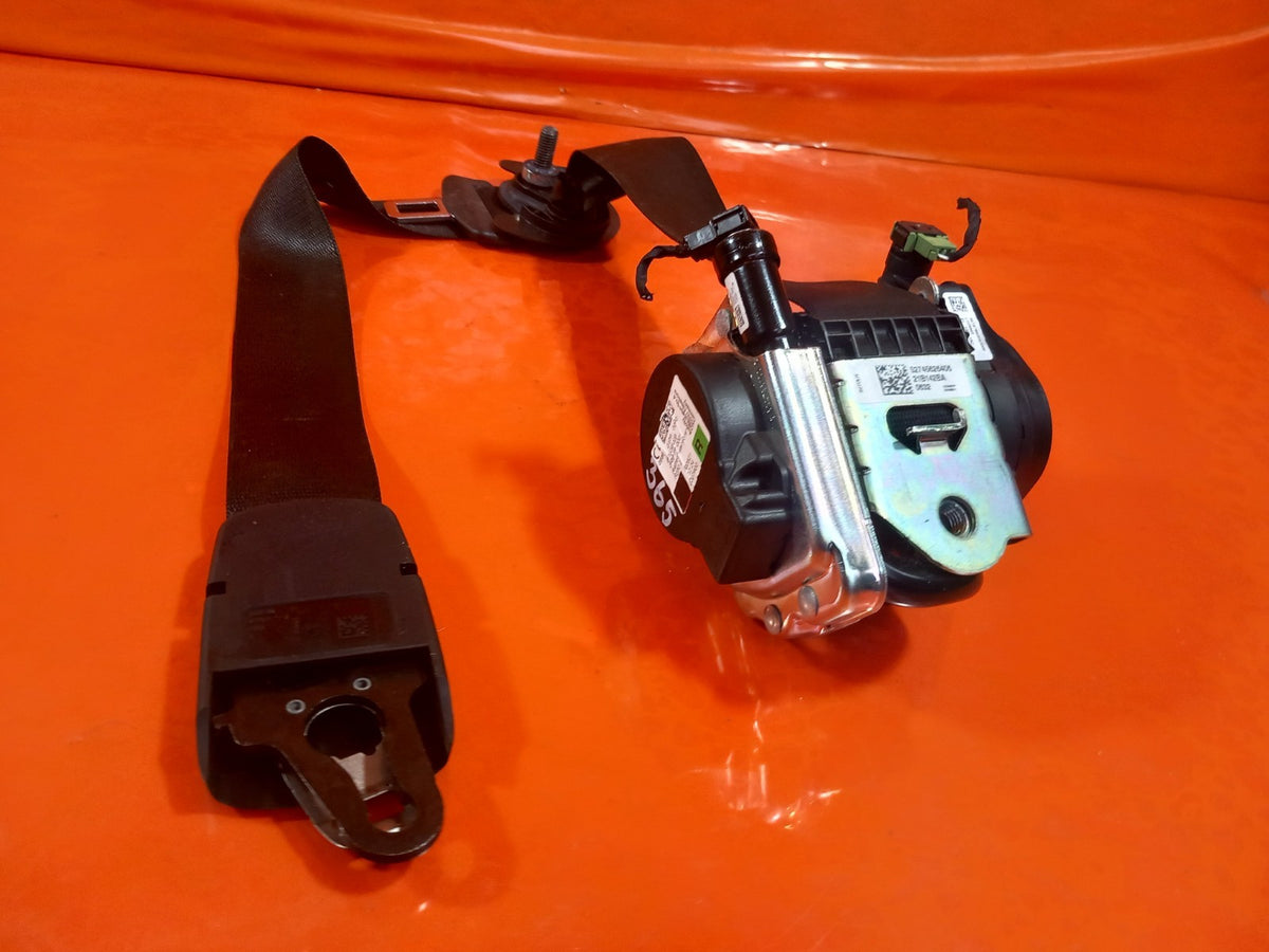 BMW F40 116D 1.5 Diesel 2021 Front Right Seat Belt 641229400B Warranty A365 - Image 10