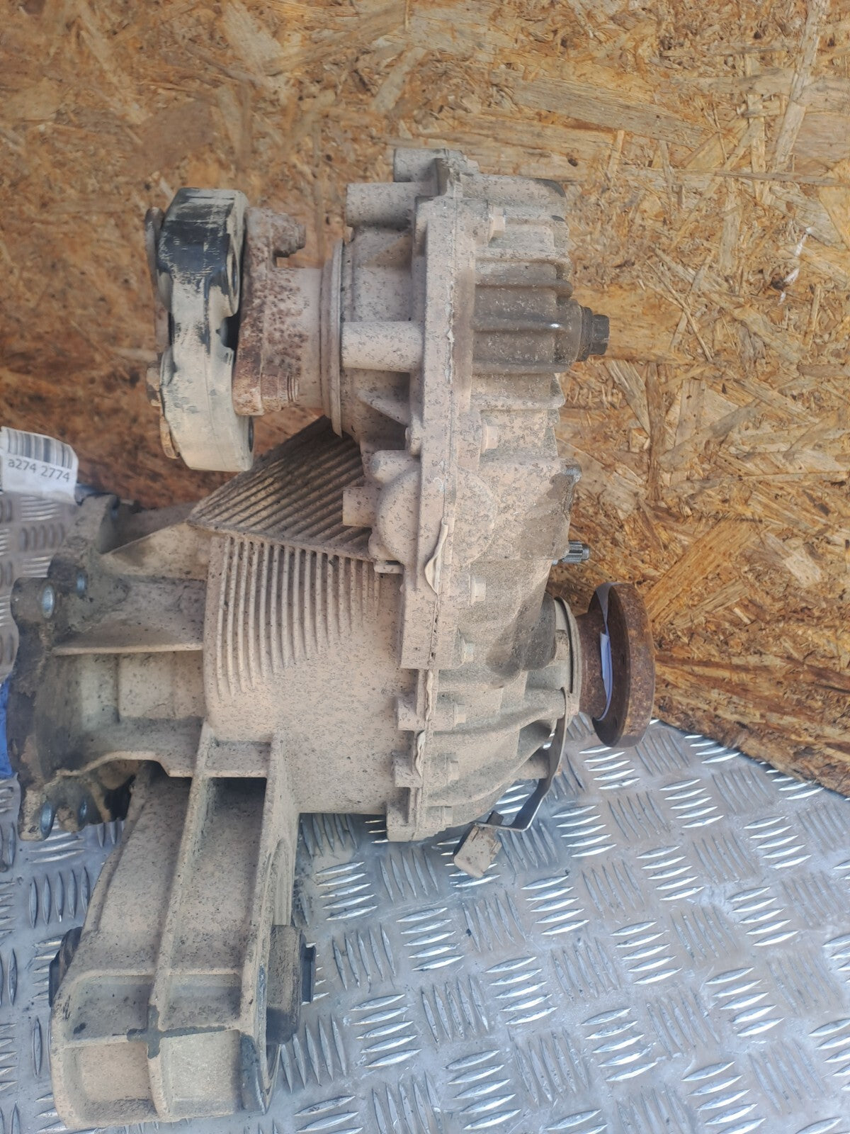 Land Rover Range L322 2005 4.4 Petrol Gearbox TransferCase XH423L572AA IAB000033 - Image 9