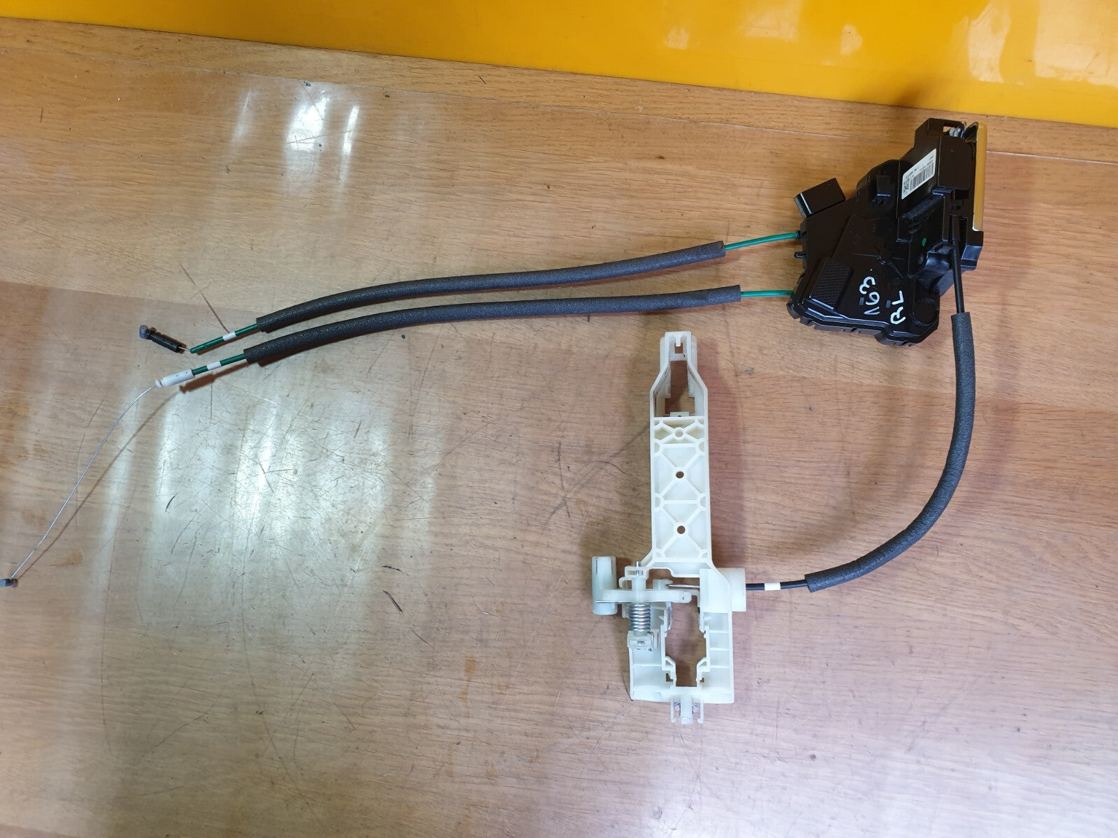 ✅2016 SSANGYONG TIVOLI XLV 1.6XDi REAR LEFT DOOR LOCK 71320-35001 + WARRANTY - Image 11