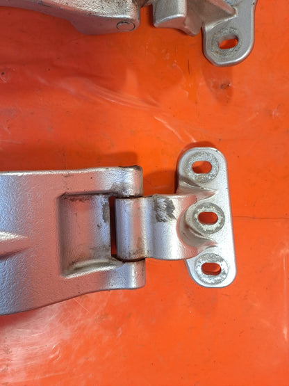 ✅Ford Transit Custom 2.2 Diesel 2016 Rear Left Door Hinges Pair Warranty A373 - Image 5
