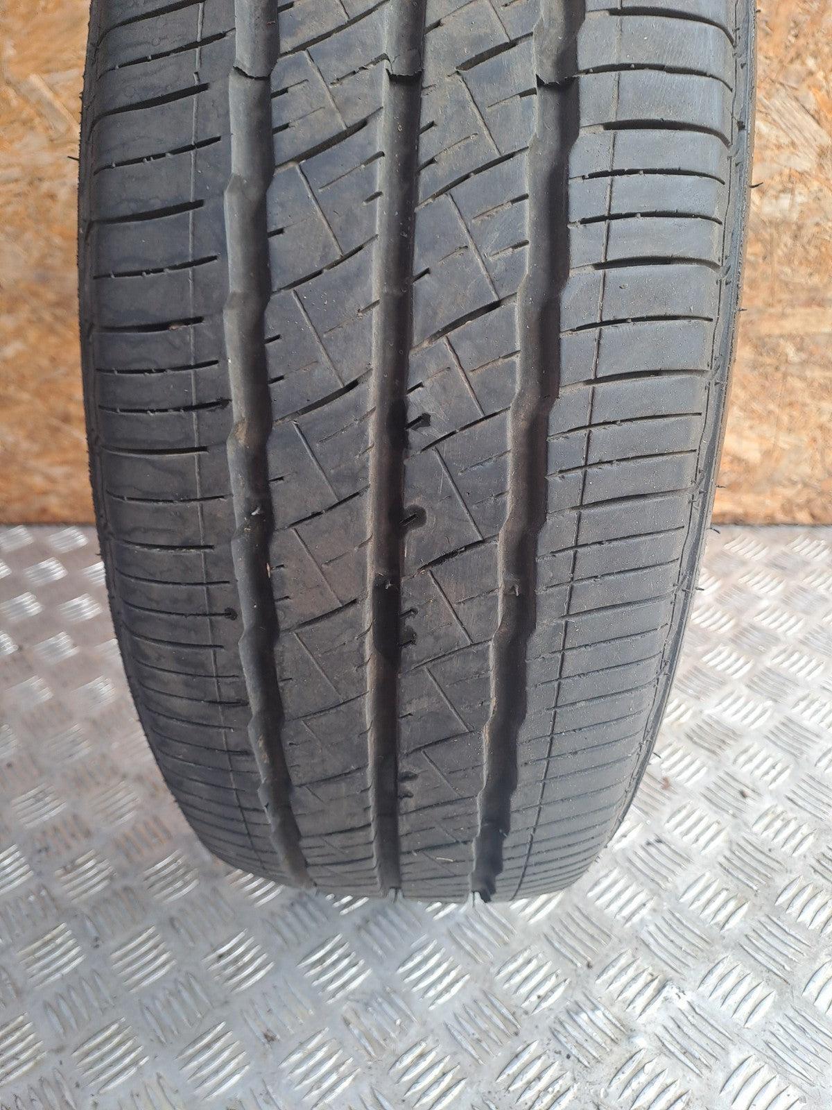 ✅LANDSAIL TYRE 225/65 R16C 6.73 mm Warranty xAA - Image 9