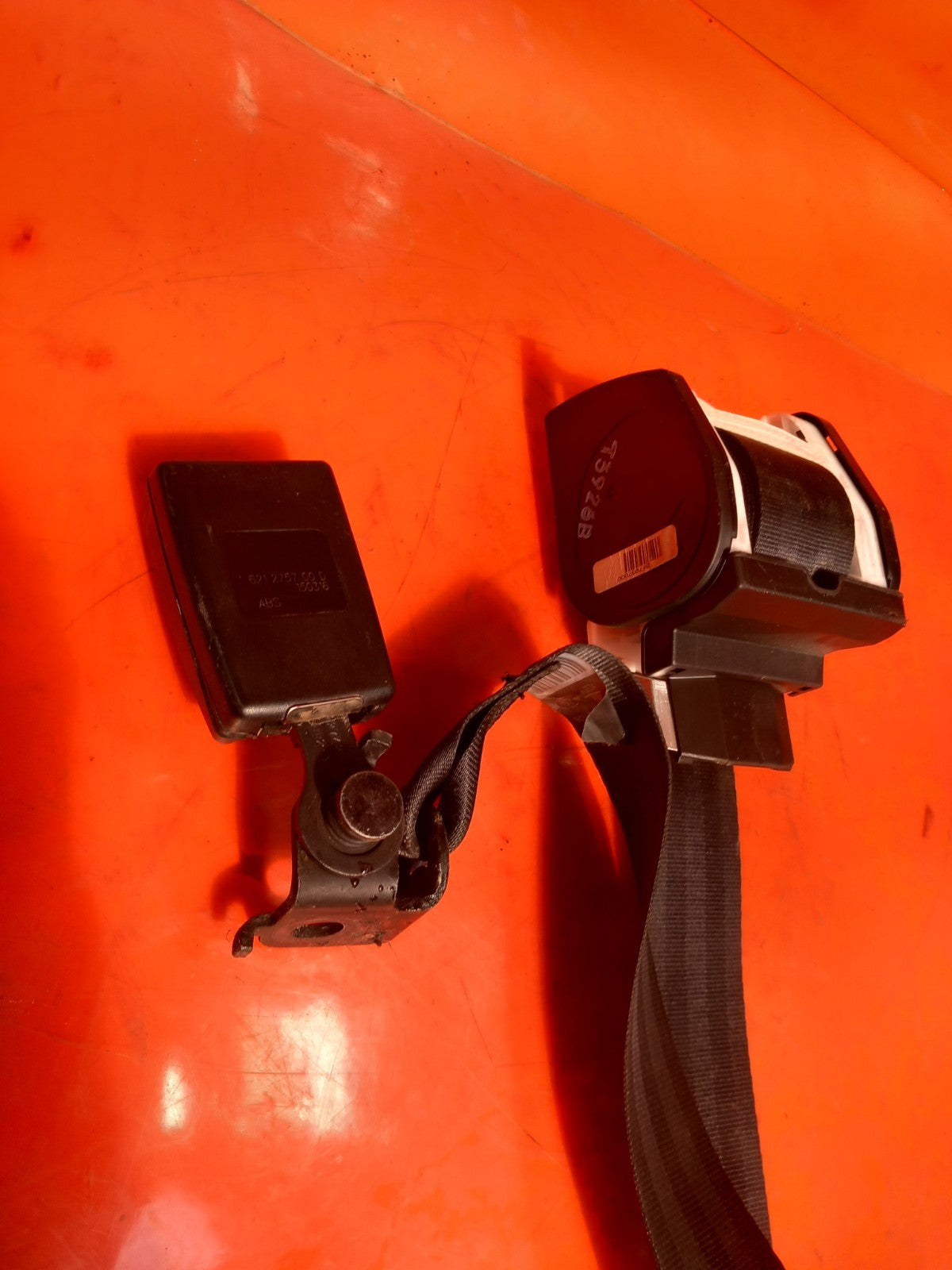 Ford Transit Custom 2.2 Diesel 2016 Front Centre Seat Belt With Buckle A373 - Image 3