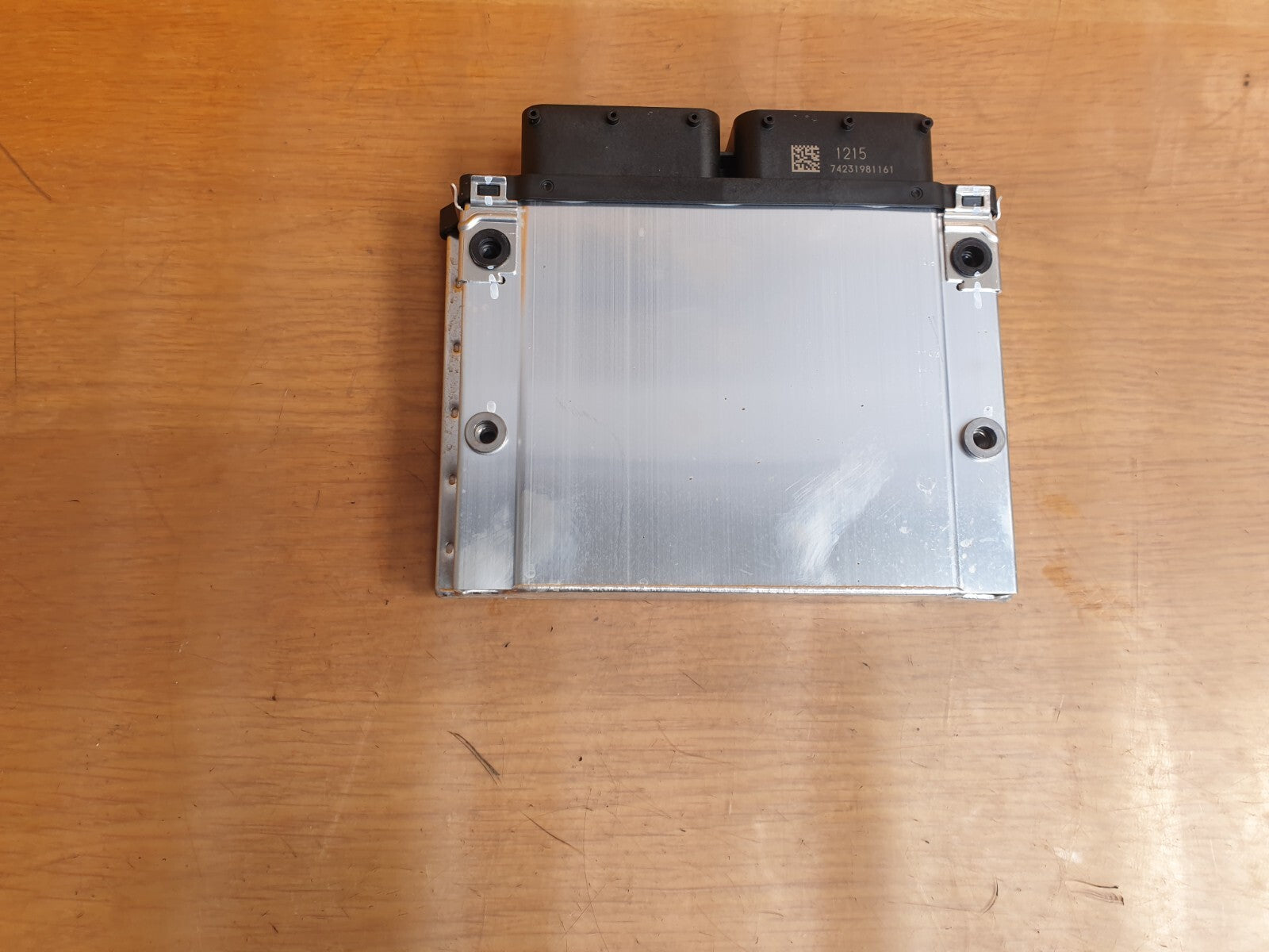 ebay-src:https://i.ebayimg.com/00/s/mtiwmfgxnjaw/z/-jqaaoswnhdmplsb/$_57.jpg