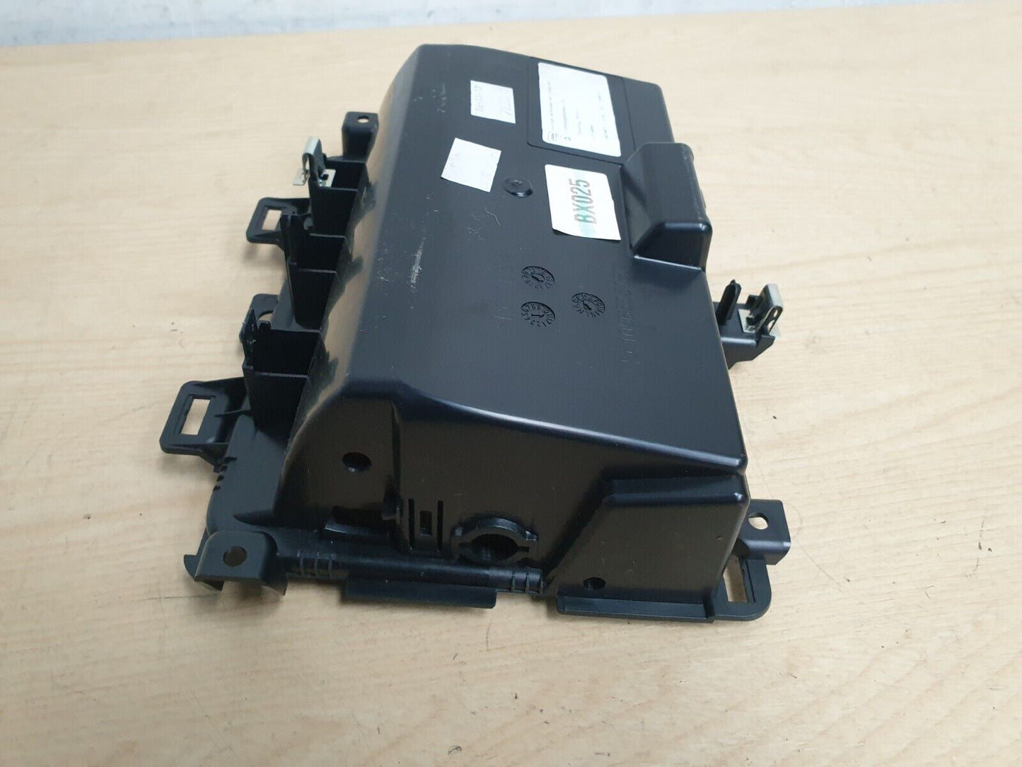 LAND ROVER DISCOVERY 5 L462 2018 GLOVE COMPARTMENT HY3267448 A046