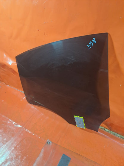 ✅2021 MERCEDES CLA C118 AMG LINE REAR RIGHT DOOR GLASS A1187350400 A358 - Image 5