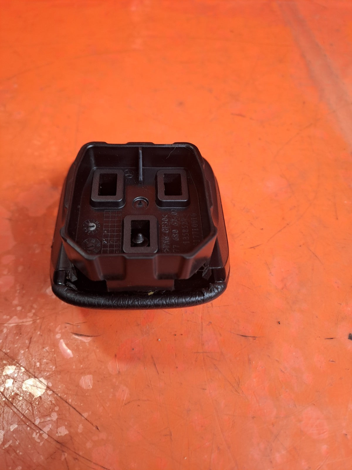 ✅MERCEDES CLA 180 AMG LINE 1.3 PETROL 2021 CENTRE CONSOLE HAND REST A1776805202 - Image 9