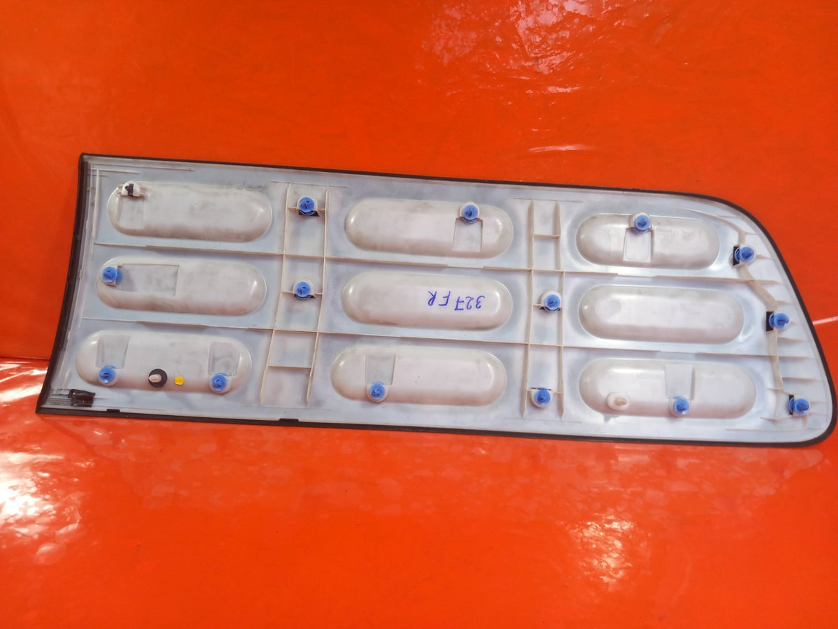 Citroen C4 Cactus 2015 Front Right Door Trim Molding 9801023480 Warranty A327 - Image 5