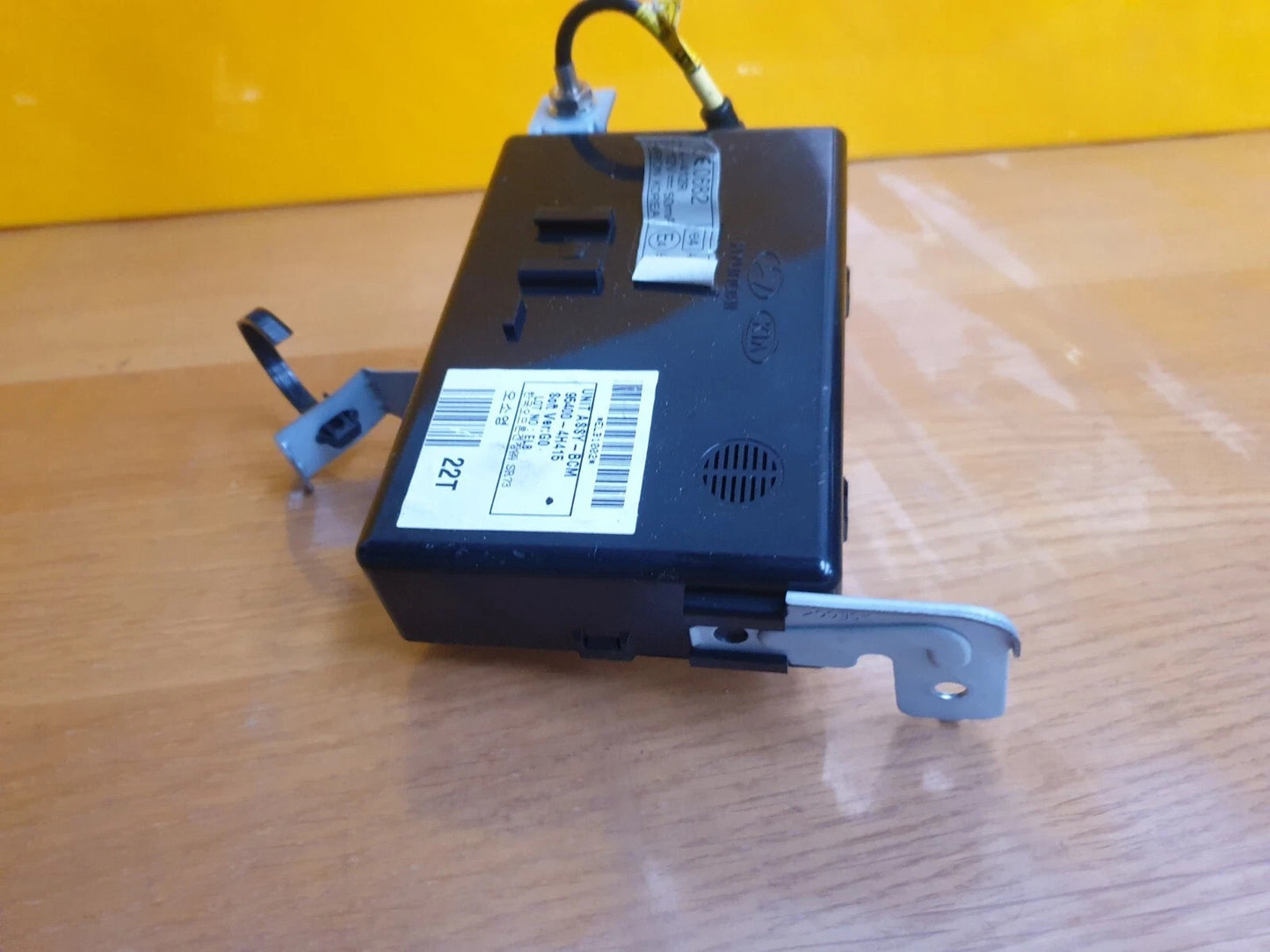 ebay-src:https://i.ebayimg.com/00/s/mtiwmfgxnjaw/z/z-0aaeswcbzqazzg/$_57.jpg