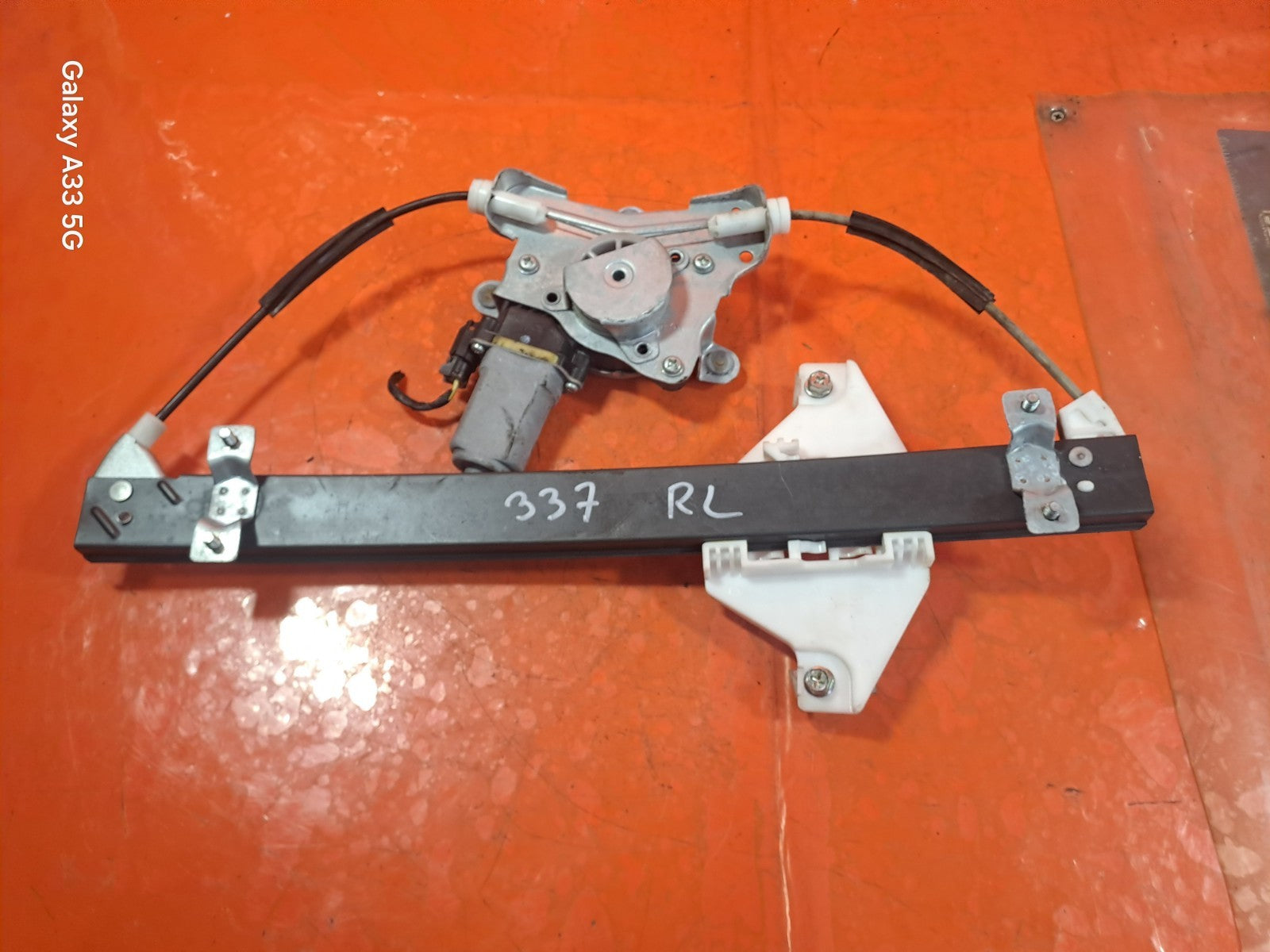 ✅SSANGYONG KORANDO 2.2 DIESEL 2015 REAR LEFT WINDOW MOTOR & REGULATOR Warranty - Image 2
