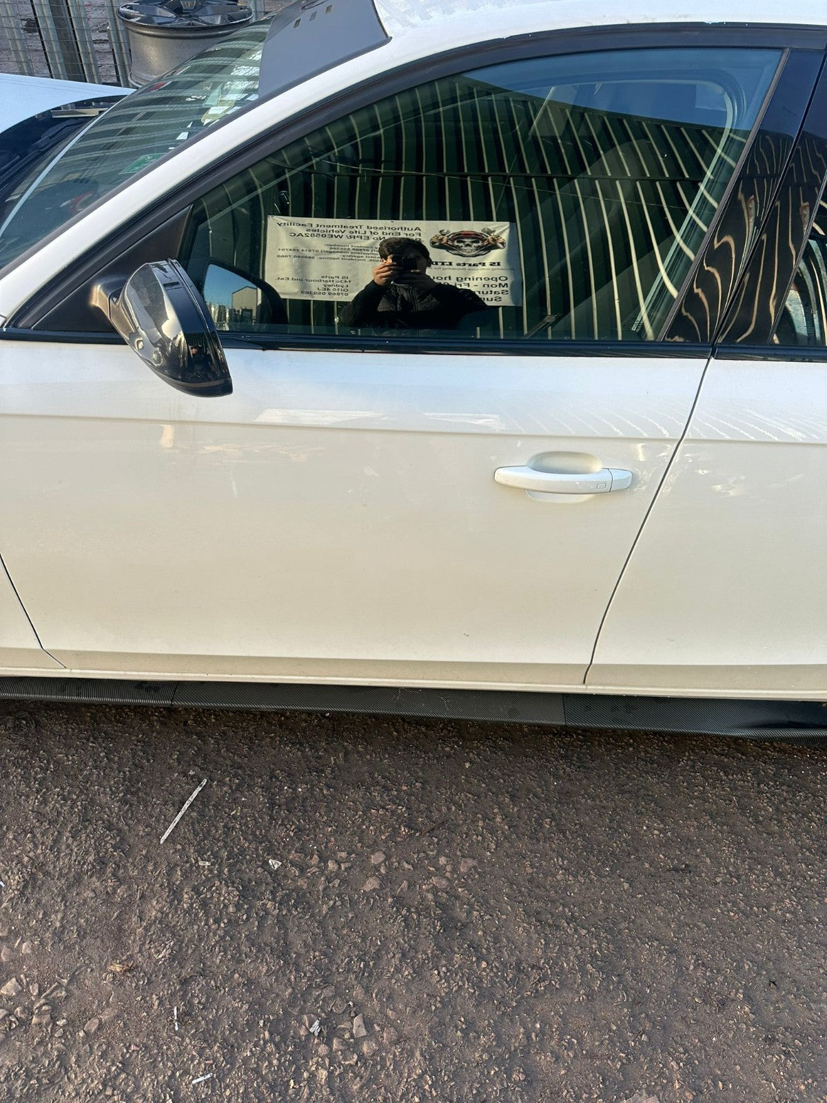 ✅2012 AUDI A4 B8 2.0D FRONT LEFT DOOR W/O MIRROR WHITE Y9C + WARRANTY A323 - Image 1