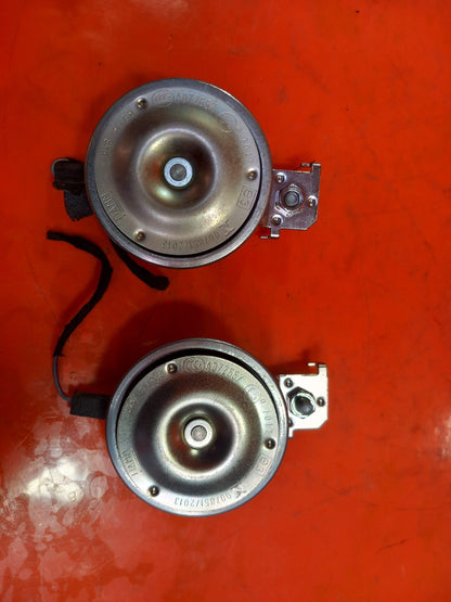 2015 Ford Tourneo Custom Horn Signal Pair BK2T-13832-AC Warranty A377 - Image 2