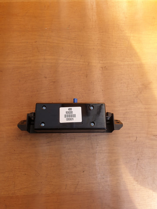 ✅2022 HYUNDAI I20 MK3 1.0P ANTENNA CONTROL MODULE ECU 96240-Q0000 + WARRANTY - Image 1