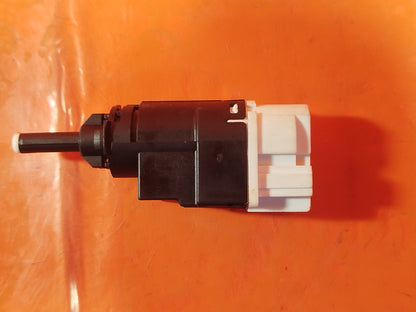 ✅2024 DACIA DUSTER JOURNEY BRAKE PEDAL SENSOR SWITCH 253206170R + WARRANTY A364 - Image 4