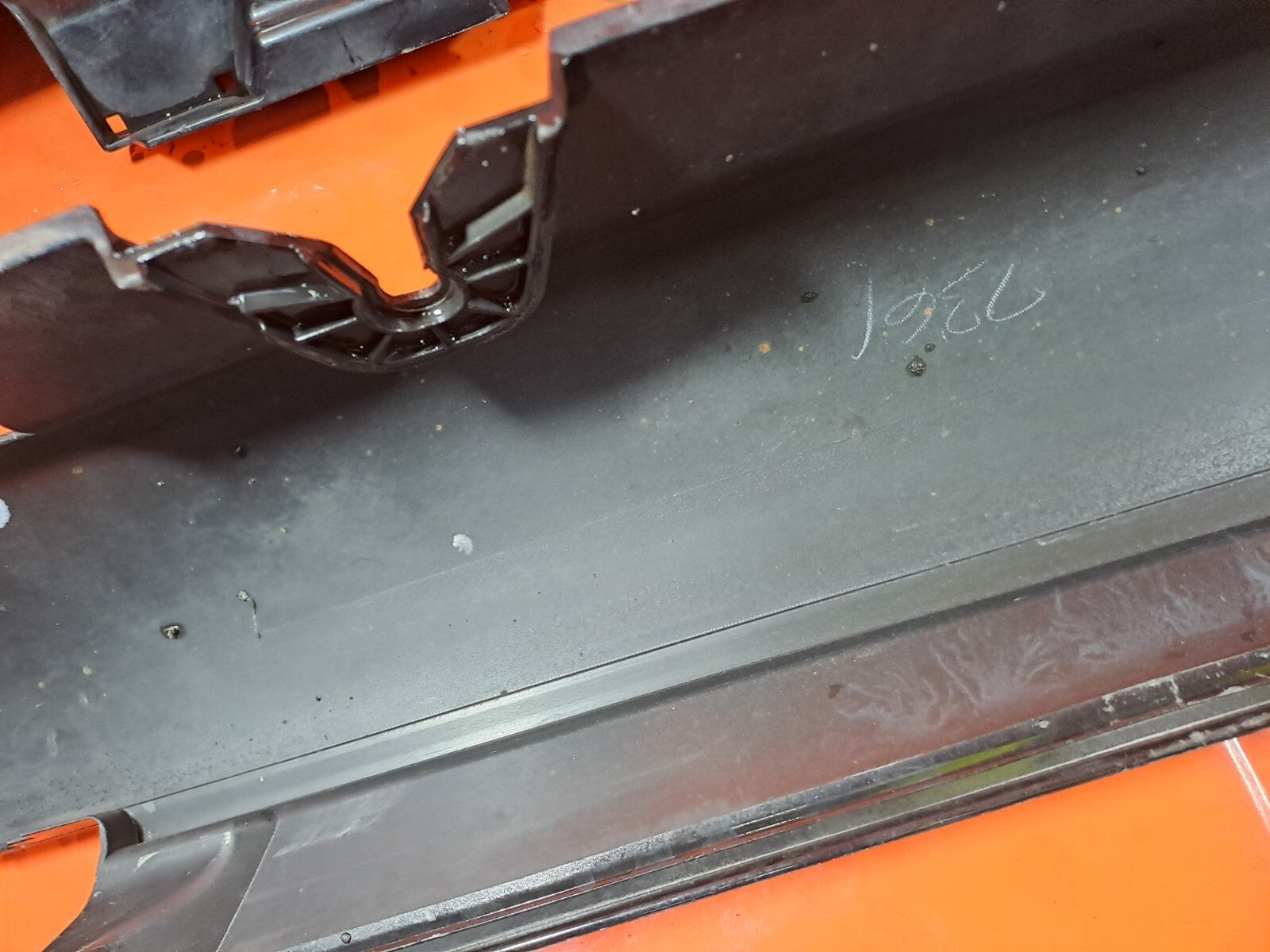 ✅Mercedes C Class W205 2014 Side Sill Skirt Pair Black A2056900140 A2056900240 - Image 11