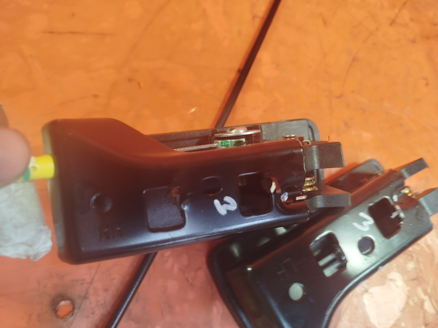 ✅HYUNDAI TUCSON MK4 1.6 PETROL 2023 FOLDING SEAT HANDLE & CABLE REAR PAIR A248 - Image 9