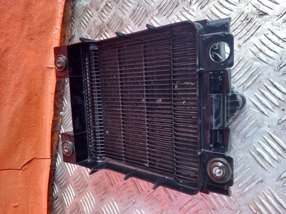 2019 BMW 1 Series F20 M140i Engine Cooling Radiator 8625447 Warranty A400 - Image 11