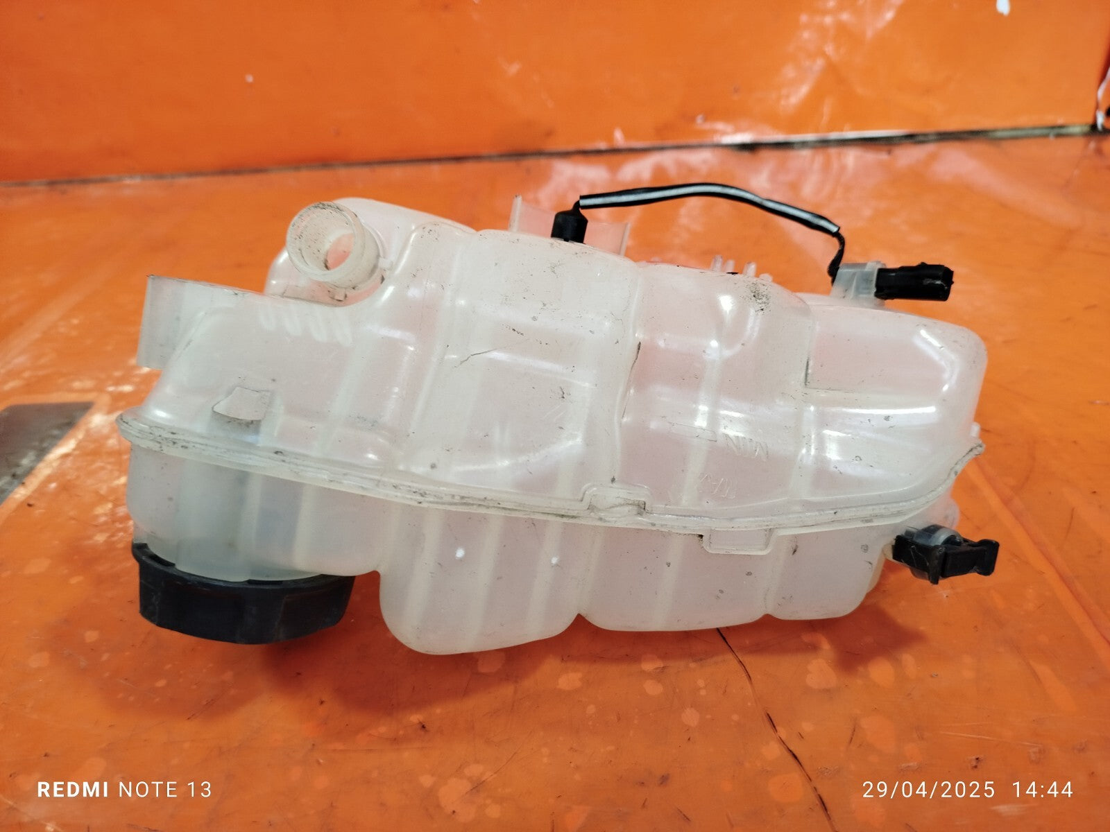 ebay-src:https://i.ebayimg.com/00/s/mtiwmfgxnjaw/z/~4waaoswqbjoe4jq/$_57.jpg