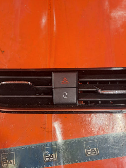 ✅SKODA KAMIQ Se 1.5 PETROL 2024 DASHBOARD CENTRE AIR VENT Warranty A319 - Image 7