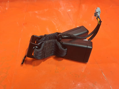 ✅2021 Renault Captur MK2 Rear Center Twin Seat Belt Buckle 878163496R A385 - Image 3