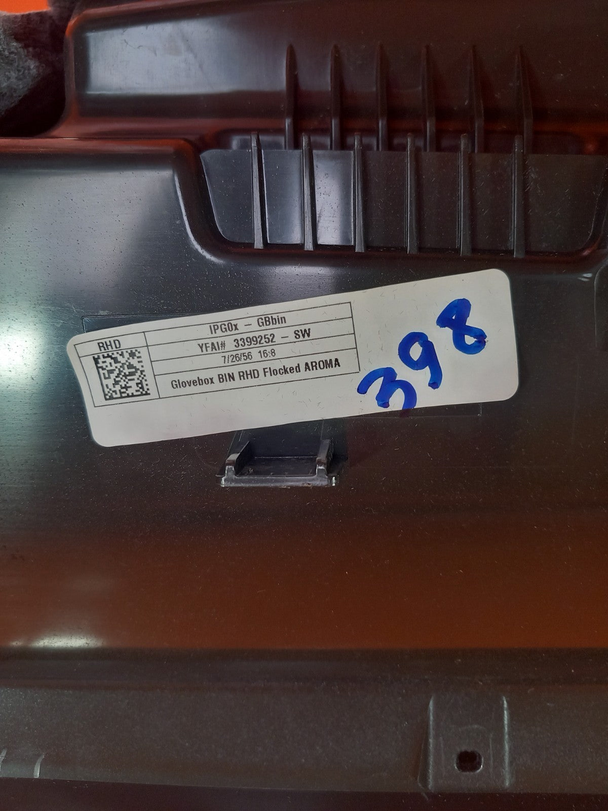 BMW X5 G05 3.0 Petrol 2025 Glove Box Storage Compartment 9399720 3399252 9313574 - Image 11