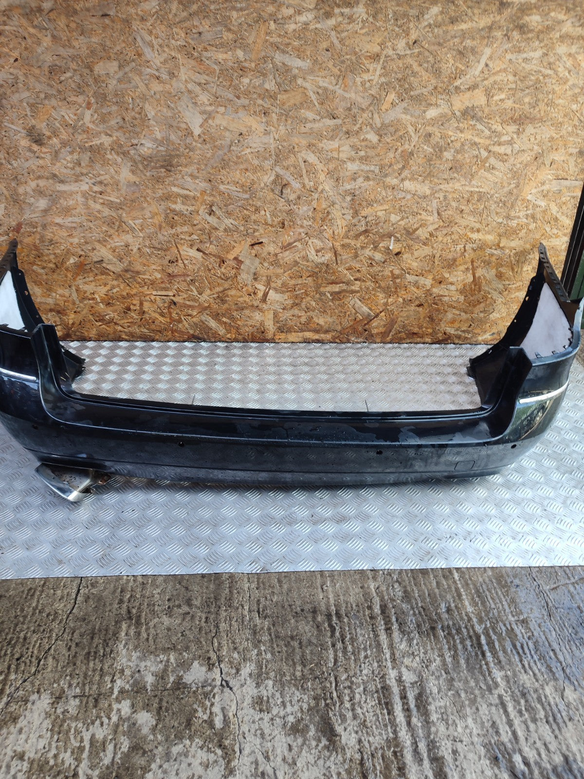 ✅MERCEDES E300 W212 2.1 DIESEL 2013 REAR BUMPER BARE BLACK Warranty A271 - Image 1
