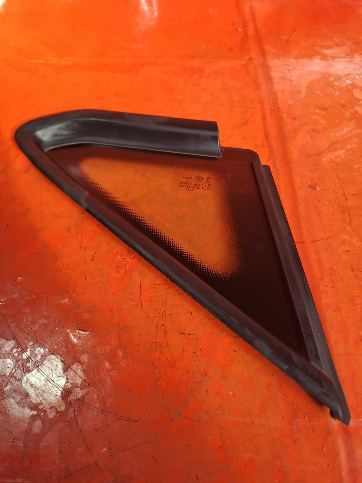 ✅FORD TOURNEO CONNECT VW CADDY 2.0 DIESEL 2024 FRONT RIGHT QUARTER WINDOW GLASS - Image 9