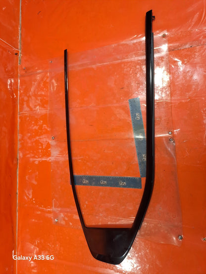 ✅2023 POLESTAR 2 LONG RANGE REAR RIGHT DOOR WINDOW STRIP 31689573 + WARRANTY - Image 2