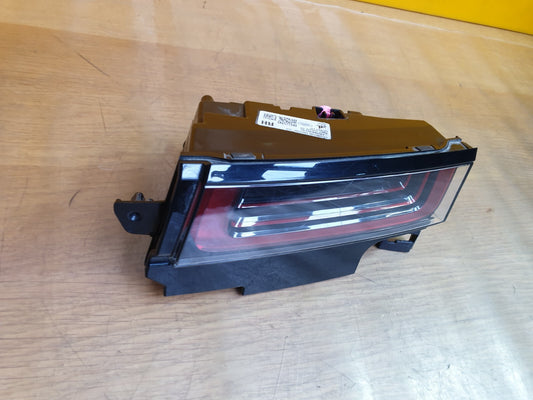 ✅2022 RANGE ROVER EVOQUE L551 REAR RIGHT INNER TAIL LIGHT K8D213A420AD +WARRANTY - Image 2