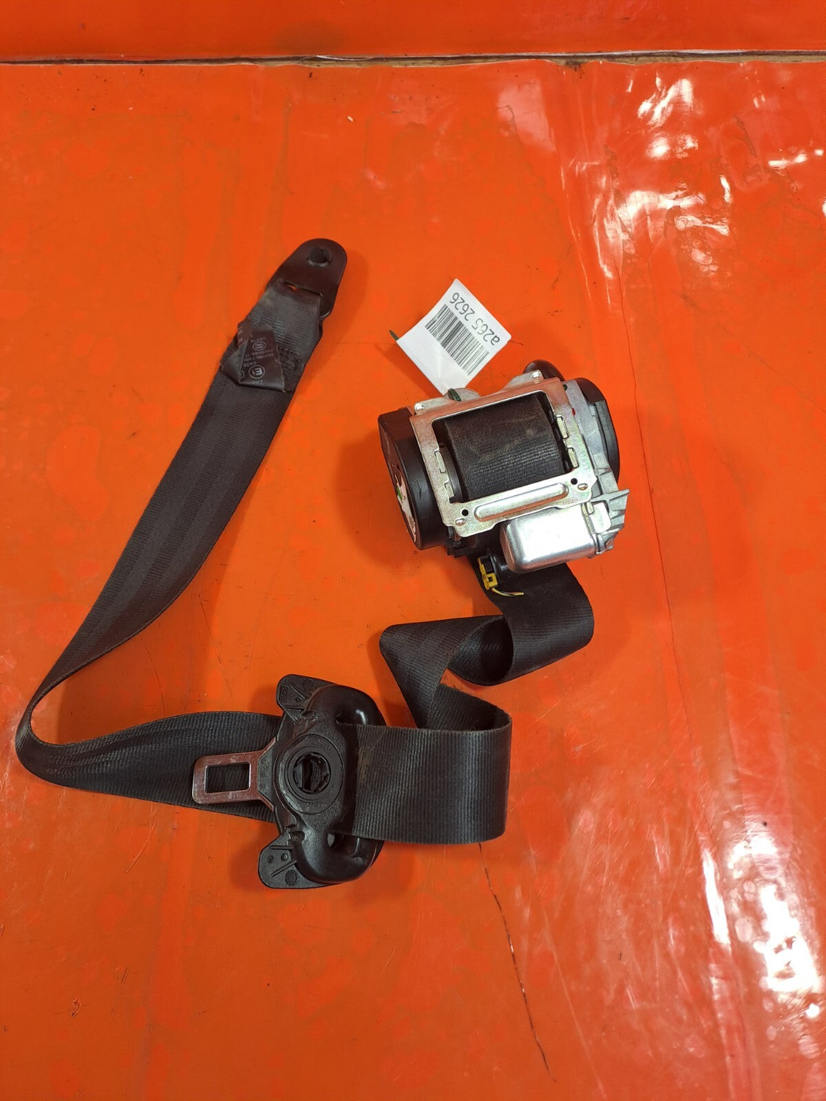✅LAND ROVER DISCOVERY 4 L319 3.0 DIESEL 2010 FRONT RIGHT SEAT BELT 8H2261294ACW - Image 2