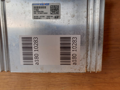HYUNDAI I20 Ultimate 1.0 Petrol 2023 6 HYBRID ENGINE CONTROL MODULE 9001300215KI - Image 4