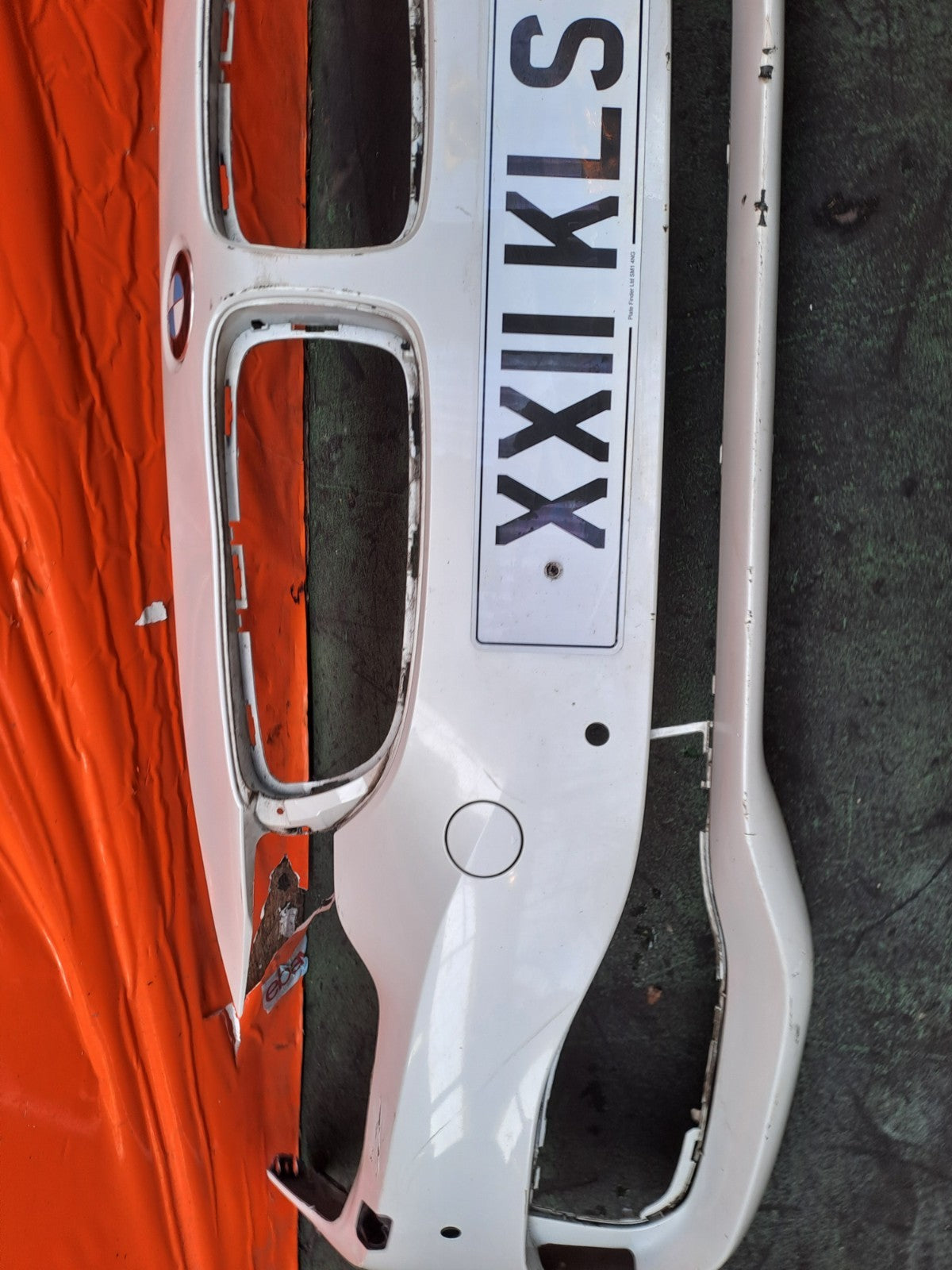 ✅BMW 420D F33 2.0 Diesel 2016 Front Bumper White Scratches A368 - Image 3