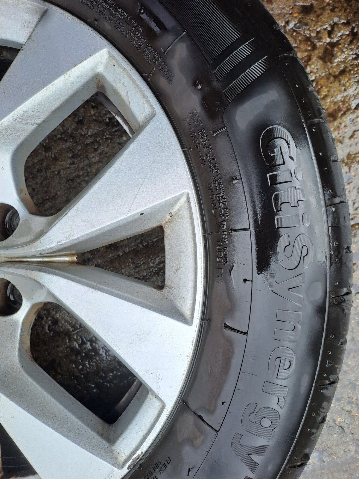 ✅2021 Renault Captur MK2 Iconic Alloy Wheel with Tyre 215/60 R17 403001698R A385 - Image 9