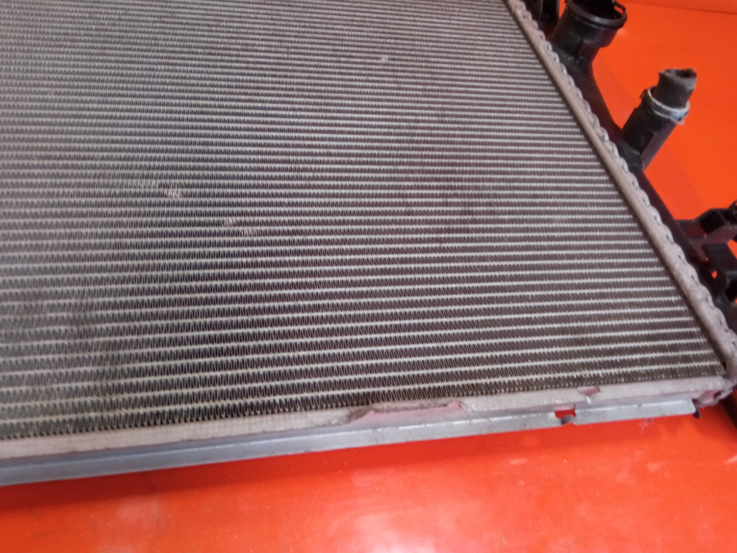 ✅2013 Mercedes E Class W212 Cooling Radiator A0995002703 + Warranty A271 - Image 6