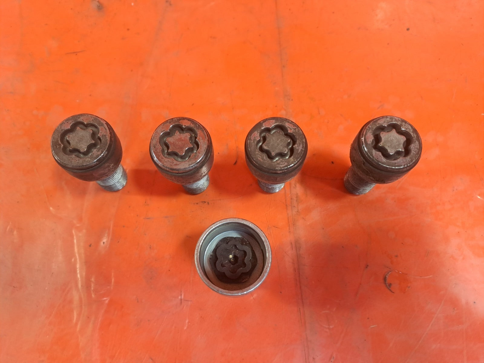 ✅VW Golf Style MK8 1.5 Petrol 2020 Locking Wheel Nuts Warranty A352 - Image 2