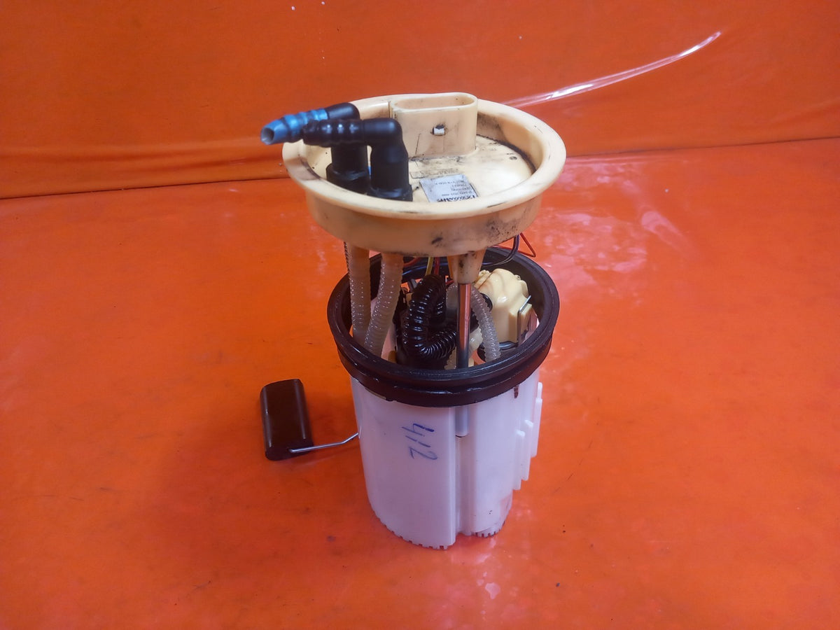 VW Transporter T30 2.0 Diesel 2021 CXHC In Tank Fuel Pump Sender Unit A412 - Image 7