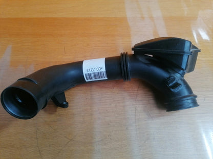 2020 MERCEDES A CLASS W177 AIR FILTER TUBE HOSE PIPE A2820905900 + WARRANTY X00 - Image 1